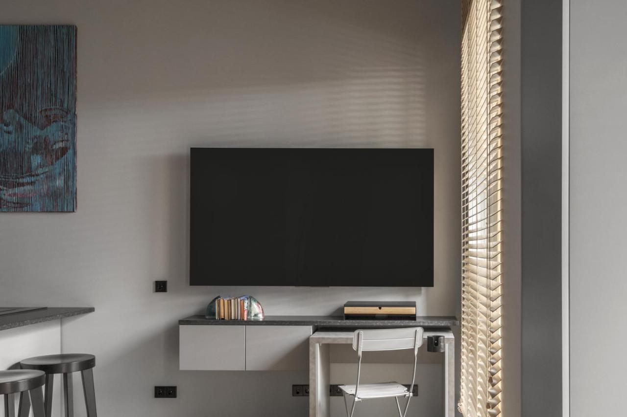 Ivis House Modern Apartment In Vilnius Old Town With Balcony Exterior foto