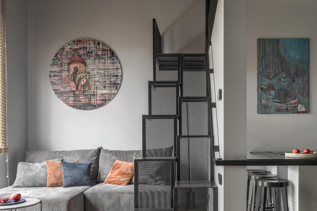 Ivis House Modern Apartment In Vilnius Old Town With Balcony Exterior foto