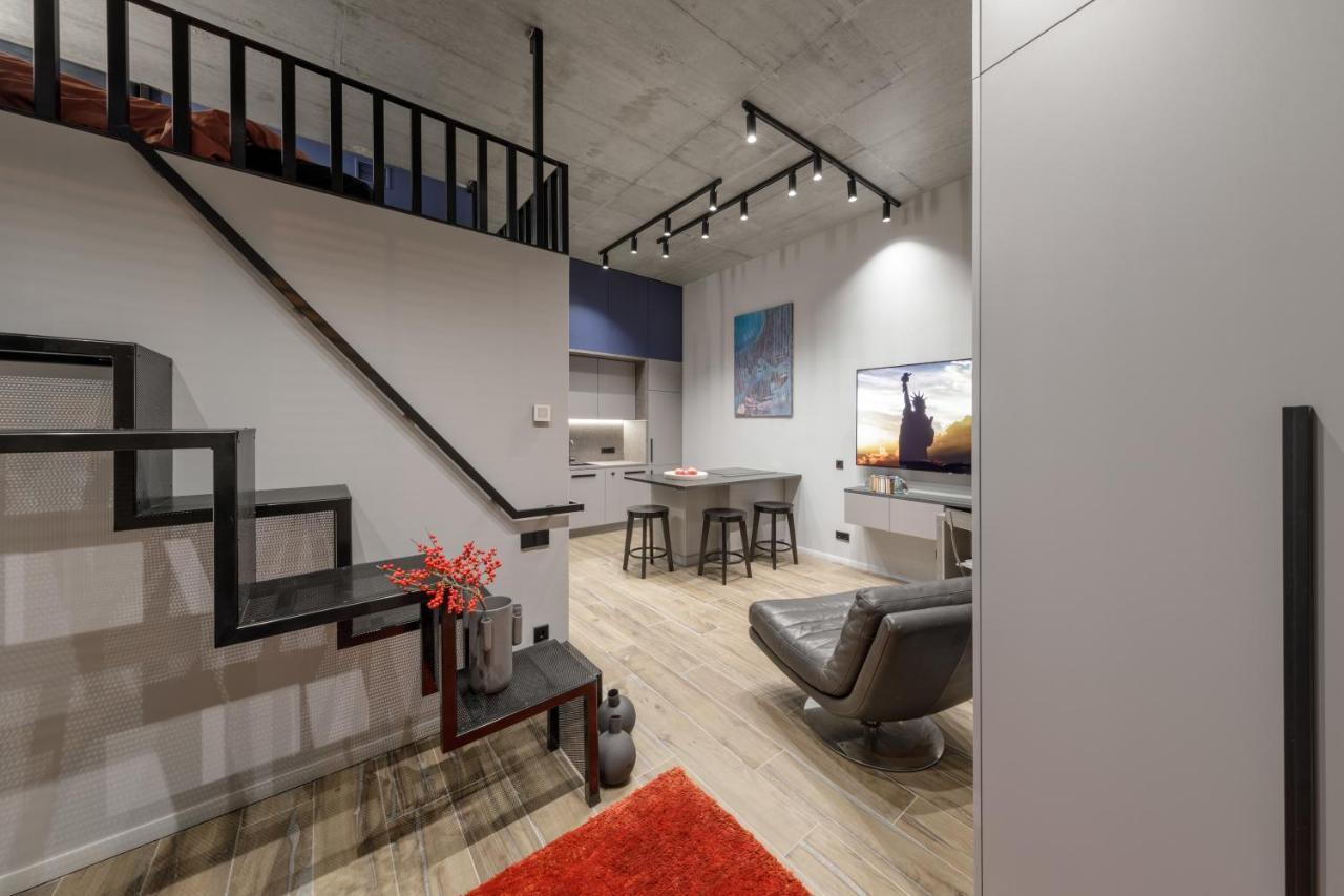 Ivis House Modern Apartment In Vilnius Old Town With Balcony Exterior foto