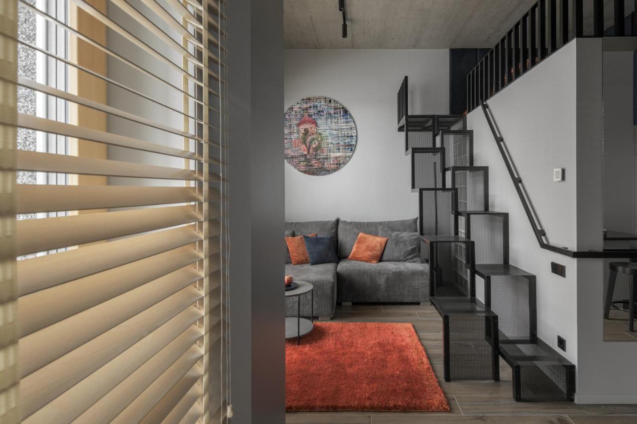 Ivis House Modern Apartment In Vilnius Old Town With Balcony Exterior foto