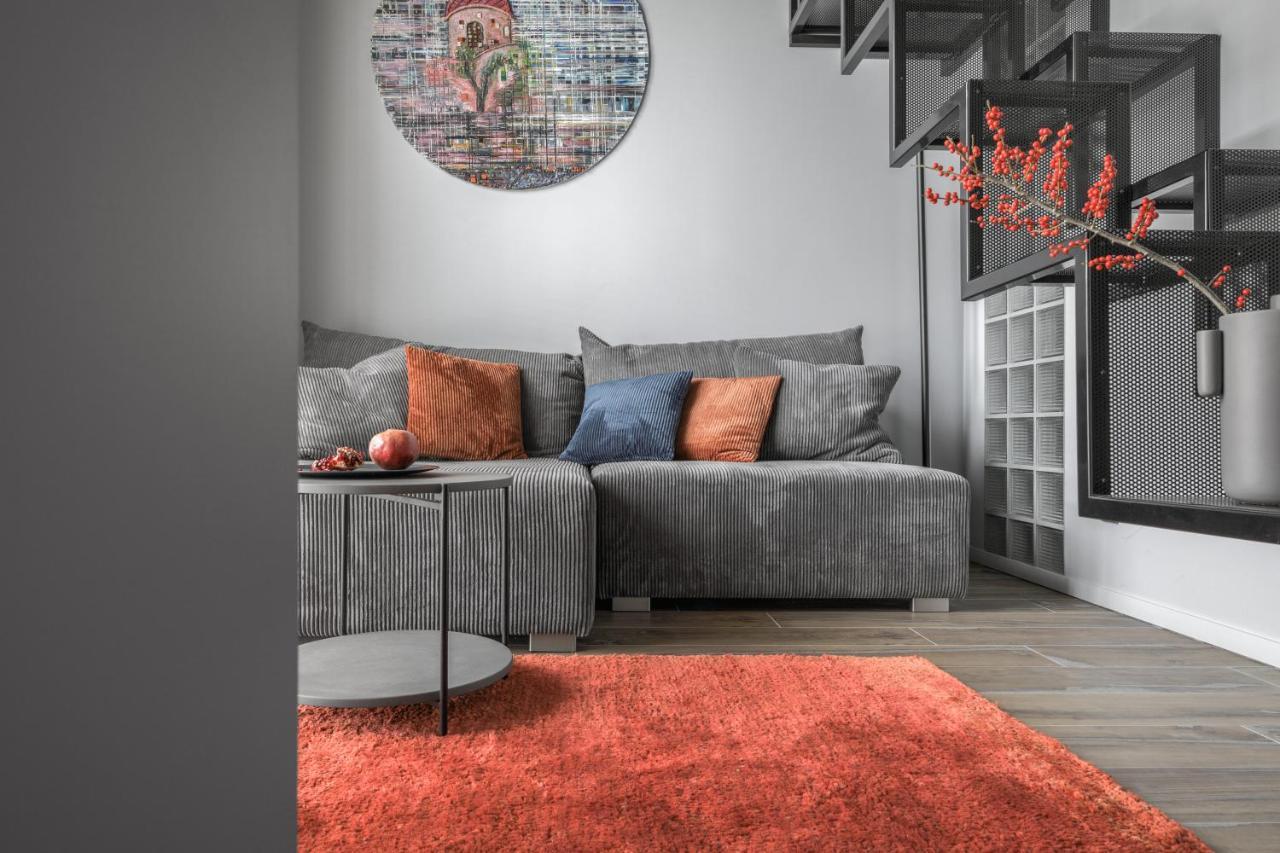 Ivis House Modern Apartment In Vilnius Old Town With Balcony Exterior foto